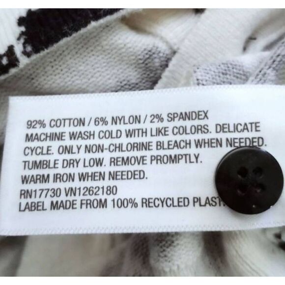 MERONA BLACK & CREAM LEOPARD PRINT CARDIGAN SZ.XS EUC. - Picture 4 of 4